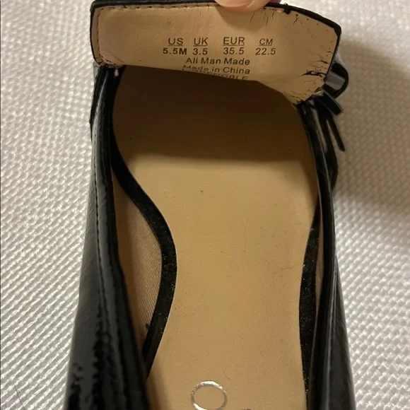 Franco Sarto Women’s Black Loafers
Size 5.5 - Picture 4 of 7
